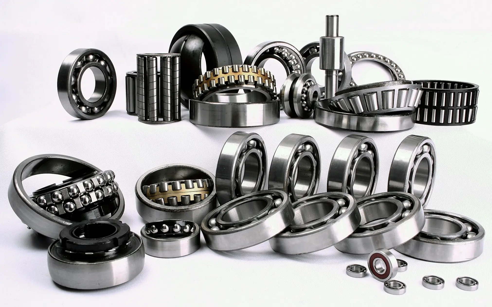 哪些情况判断轴承的润滑油脂该更换了？